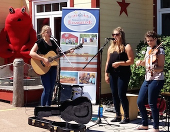 De la musique acadienne à Borden-Carleton pour attirer les visiteurs à la région Évangéline