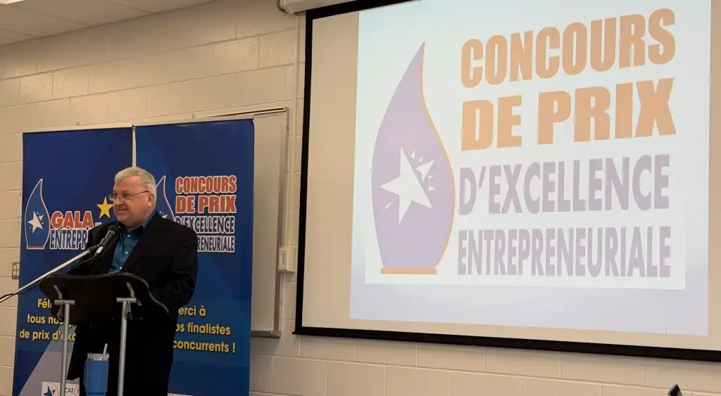 Conférencier au Concours de prix d’excellence entrepreneuriale